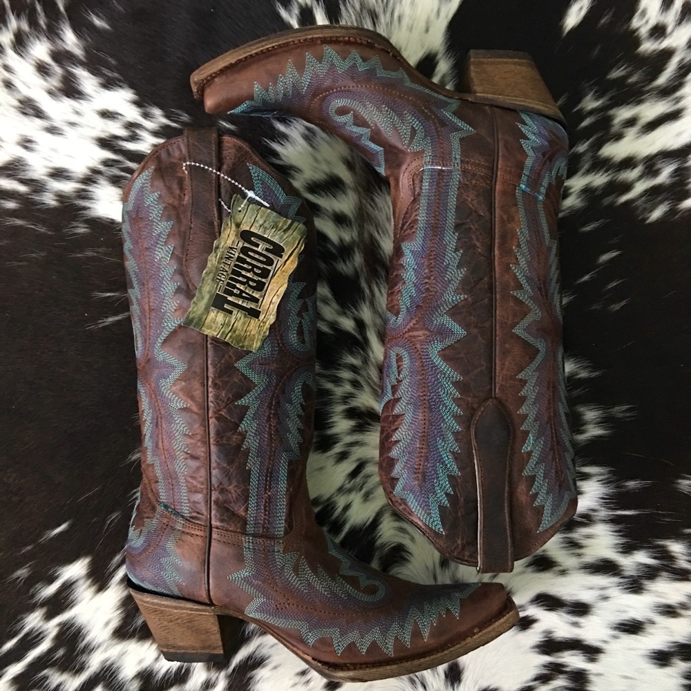 ❌❌LAST PAIR❌❌ 🆕 Corral A2902 Cowboy Boots - Picture 2 of 7